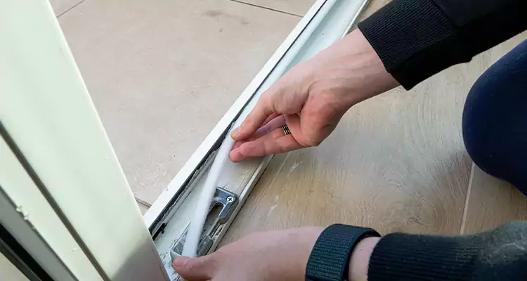 Garage Door Off Track Repair in Largo, FL