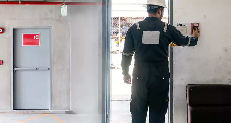 Emergency Fire Exit Door Repair in Largo, FL