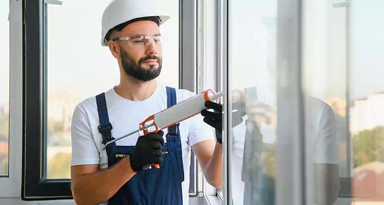 Retractable Screens Repair for Patio in Largo, FL