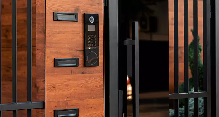 Automatic Door Maintenance in Largo, FL